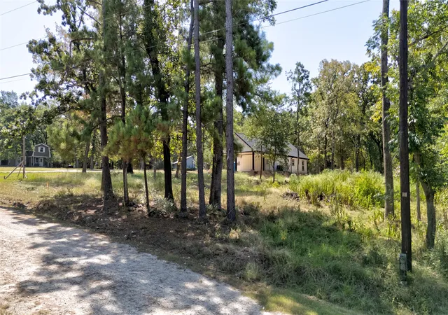 Photo 3 of Land for sale at Tbd Josh Cir, Malakoff, TX 75148 | MLS# 21366036 | Listing updated on 2026-08-21