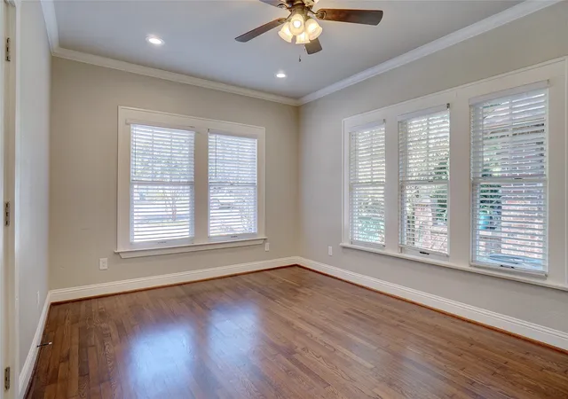 Photo 2 of House for sale at 1511 Clover Ln, Fort Worth, TX 76107 | MLS# 21366007 | Listing updated on 2026-08-21