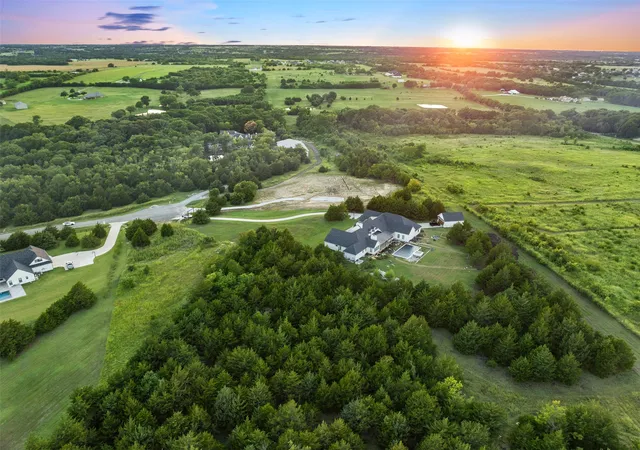 Photo 3 of Land for sale at 2612 Stonewall Ln, Van Alstyne, TX 75495 | MLS# 21366062 | Listing updated on 2026-08-21