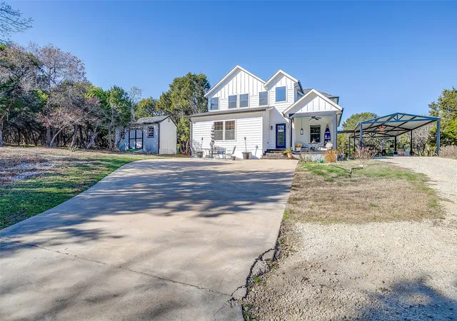 Photo 2 of Single family home for sale at 4920 Shining Star Trl, Rio Vista, TX 76093 | MLS# 21366118 | Listing updated on 2026-08-21