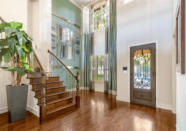 Photo 2 of Single family home for sale at 6208 Jacqueline Dr, Plano, TX 75024 | MLS# 21366088 | Listing updated on 2026-08-24