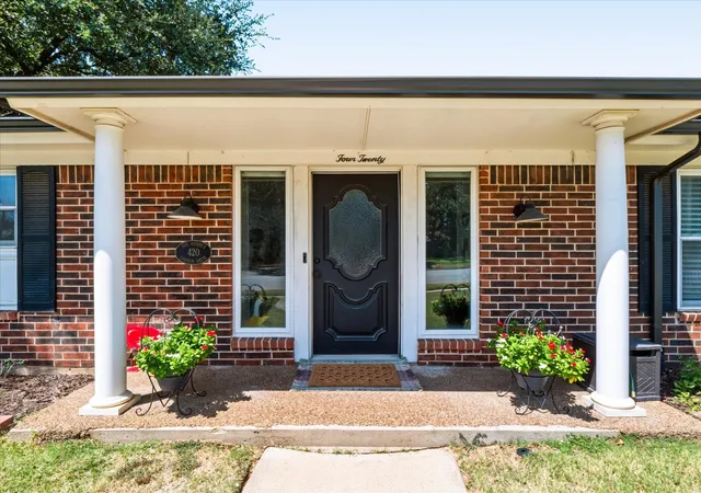 Photo 3 of Single family home for sale at 420 Cannon Dr, Hurst, TX 76054 | MLS# 21354289 | Listing updated on 2026-09-17