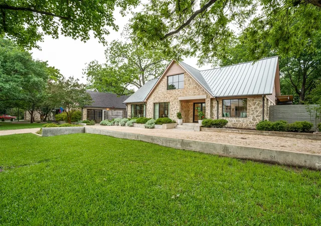 Photo 2 of Single family home for sale at 4325 Pomona Rd, Dallas, TX 75209 | MLS# 21366181 | Listing updated on 2026-08-30