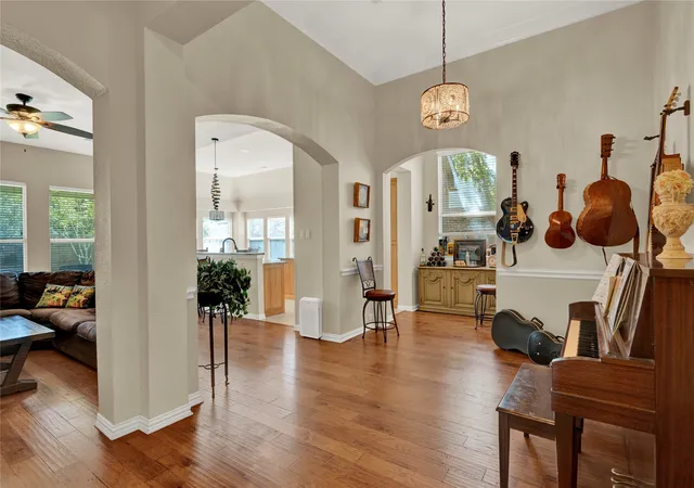 Single family home for sale at 4821 Bellflower Wy, Fort Worth, TX 76123 | MLS# 21365008