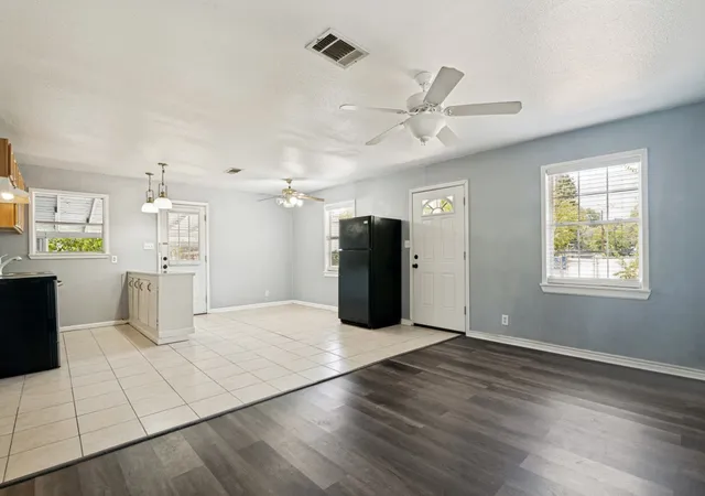 Photo 3 of Single family home for sale at 10174 Patton Dr, Quinlan, TX 75474 | MLS# 21366213 | Listing updated on 2026-09-27