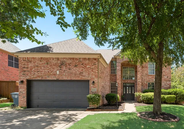 Photo 2 of Single family home for sale at 2525 Amber Ln, Flower Mound, TX 75028 | MLS# 21366010 | Listing updated on 2026-08-21