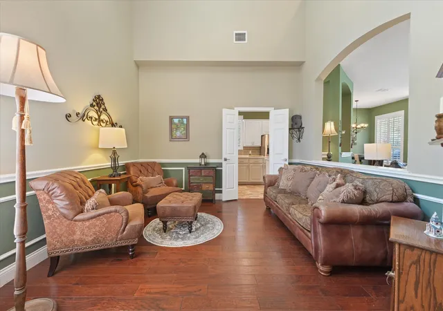 Photo 3 of Single family home for sale at 2105 Birdwood Cir, Corinth, TX 76210 | MLS# 21366168 | Listing updated on 2026-09-03