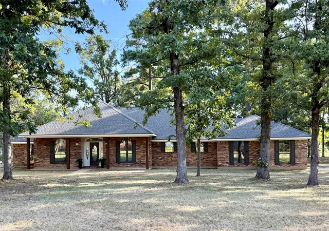 Photo 2 of Sale Pending at 6750 Santa Monica Blvd, Shreveport, LA 71119 | MLS# 21365080 | Listing updated on 2026-08-26