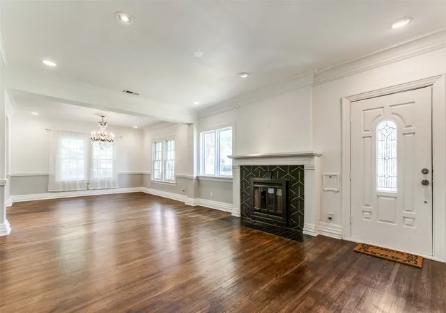 Photo 3 of Single family home for sale at 5027 Stoneleigh Ave, Dallas, TX 75235 | MLS# 21363128 | Listing updated on 2026-08-21