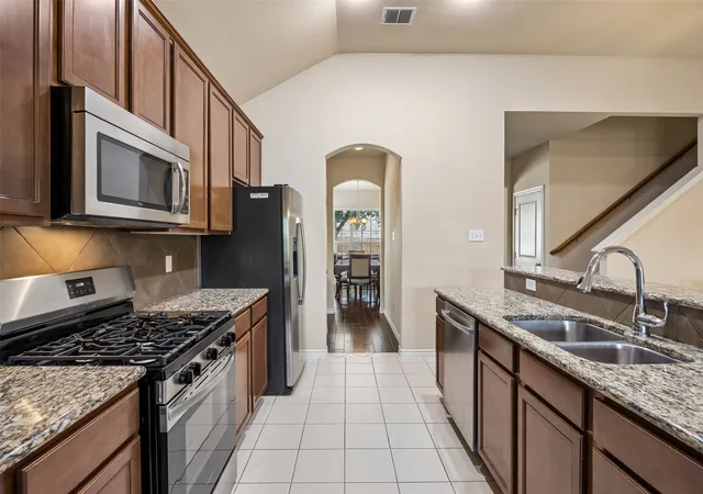 Photo 4 of Single family home for sale at 3937 Weatherstone Dr, Fort Worth, TX 76137 | MLS# 21363370 | Listing updated on 2026-08-30