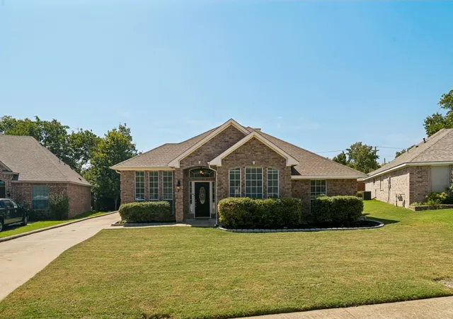 Photo 1 of Single family home for sale at 952 Chad Wy, Rockwall, TX 75087 | MLS# 21351378 | Listing updated on 2026-09-21