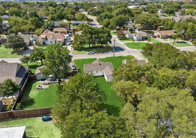 Photo 3 of Land for sale at 809 E Wall St, Grapevine, TX 76051 | MLS# 21366298 | Listing updated on 2026-08-24