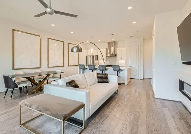 Photo 3 of Condo for sale at 15875 Spectrum Dr #2101, Addison, TX 75001 | MLS# 21355968 | Listing updated on 2026-08-27