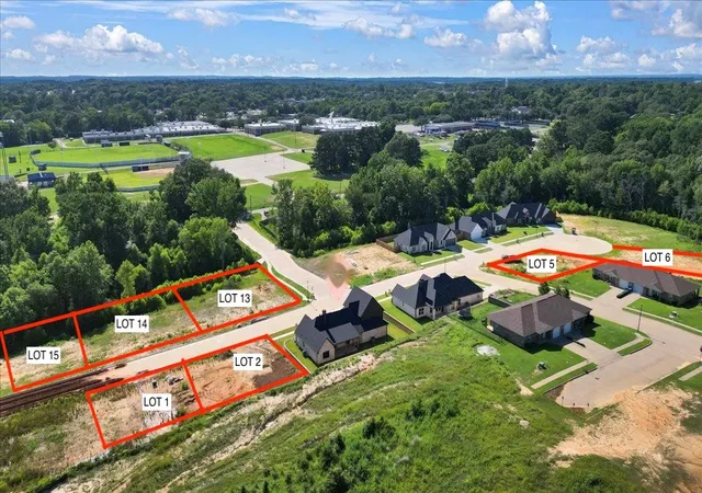 Photo 1 of Land for sale at 1004 Mallard Dr, Lindale, TX 75771 | MLS# 21366315 | Listing updated on 2026-08-25