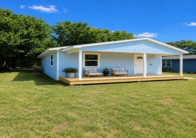 Photo 1 of Single family home for sale at 516 Martin Luther King St, Denison, TX 75020 | MLS# 21366332 | Listing updated on 2026-08-21