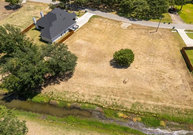 Photo 2 of Land for sale at 7612 Cranford Ct, Arlington, TX 76001 | MLS# 21366336 | Listing updated on 2026-08-21