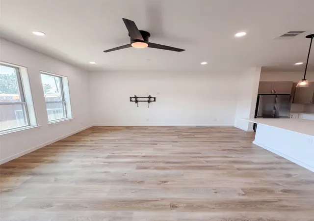 Photo 3 of Townhouse for sale at 1020 17th St, Plano, TX 75074 | MLS# 21366329 | Listing updated on 2026-10-07