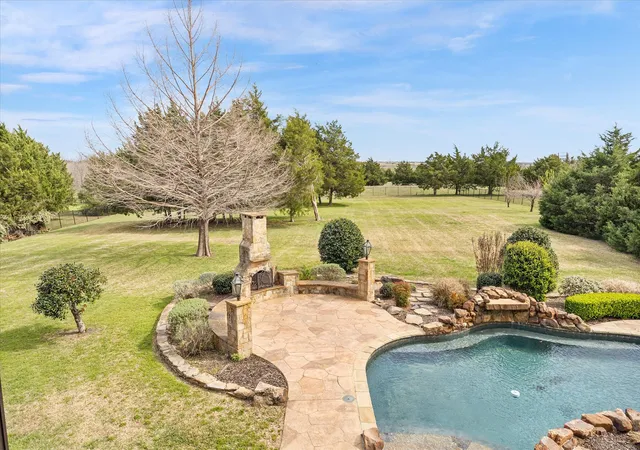 Photo 2 of Mansion for sale at 161 Ridgemont Dr, Heath, TX 75126 | MLS# 21366301 | Listing updated on 2026-09-05
