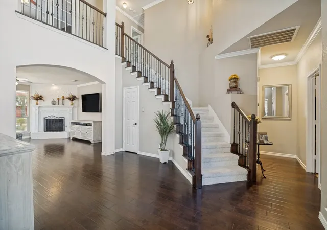 Photo 3 of Single family home for sale at 302 Highland Valley Ct, Wylie, TX 75098 | MLS# 21364684 | Listing updated on 2026-09-23