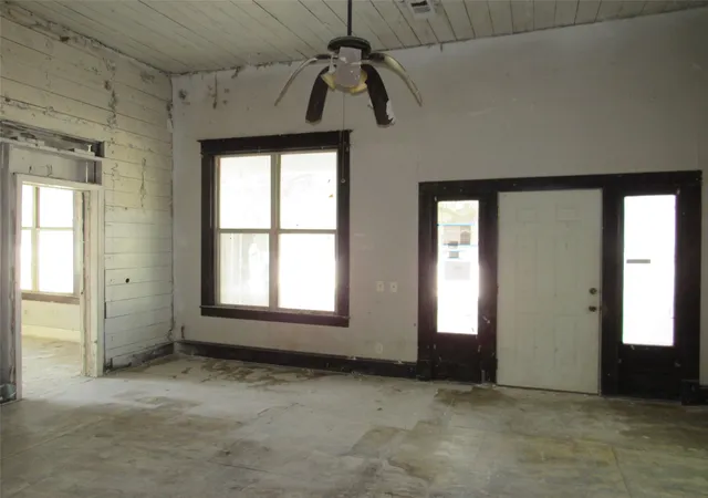 Photo 2 of Single family home for sale at 907 E Texas Ave, Mart, TX 76664 | MLS# 21365693 | Listing updated on 2026-09-26