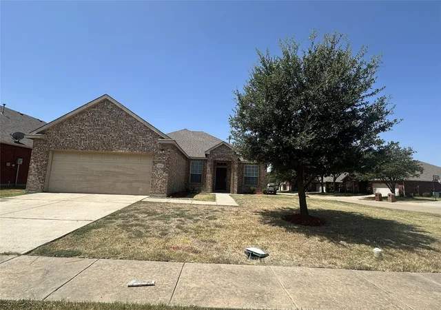 Photo 1 of Single family home for sale at 2800 Scott Pl, Mc Kinney, TX 75072 | MLS# 21366483 | Listing updated on 2026-08-22
