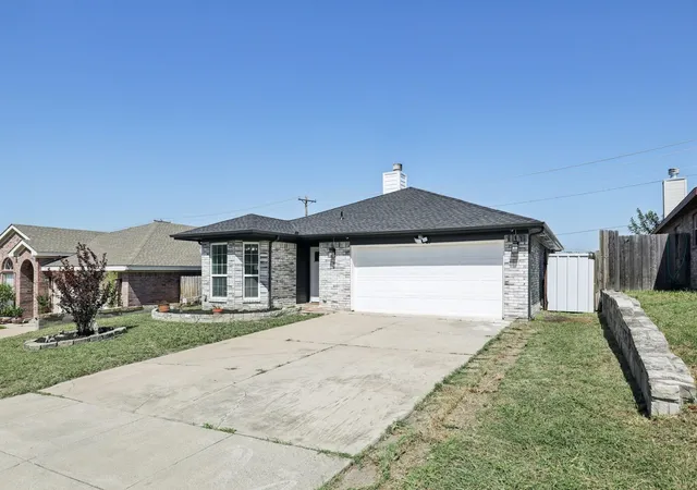 Photo 2 of Single family home for sale at 767 Deauville Cir E, Fort Worth, TX 76108 | MLS# 21366491 | Listing updated on 2026-10-07
