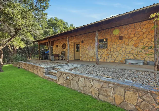 Photo 3 of Single family home for sale at 1136 County Road 306b, Rainbow, TX 76077 | MLS# 21361755 | Listing updated on 2026-08-26