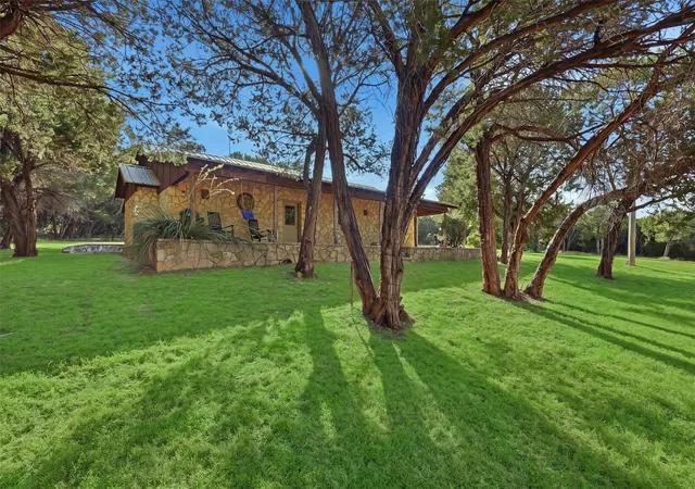 Photo 3 of Single family home for sale at 1136 County Road 306B, Rainbow, TX 76077 | MLS# 21361755 | Listing updated on 2026-08-26