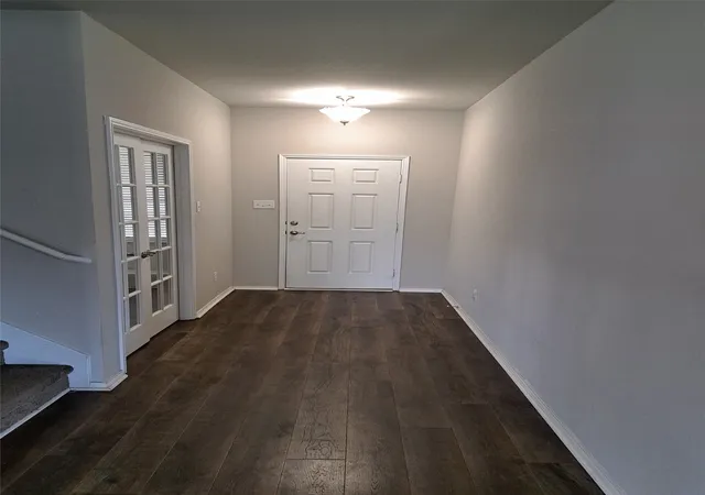 Photo 3 of Single family home for sale at 6273 Outrigger Rd, Fort Worth, TX 76179 | MLS# 21339145 | Listing updated on 2026-08-22