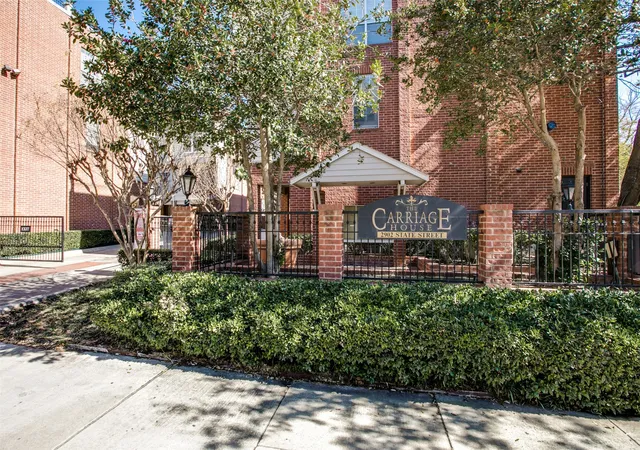 Photo 2 of Condo for sale at 2902 State St #22, Dallas, TX 75204 | MLS# 21366516 | Listing updated on 2026-10-07