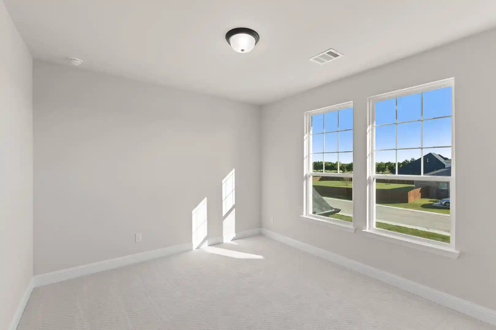 Single family home for sale at 147 Hollingsworth Ln, Glenn Heights, TX 75154 | MLS# 21366548