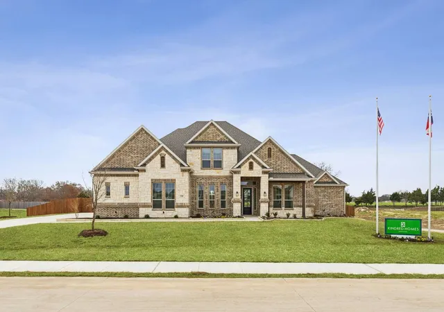 Photo 4 of Single family home for sale at 147 Hollingsworth Ln, Glenn Heights, TX 75154 | MLS# 21366548 | Listing updated on 2026-10-09