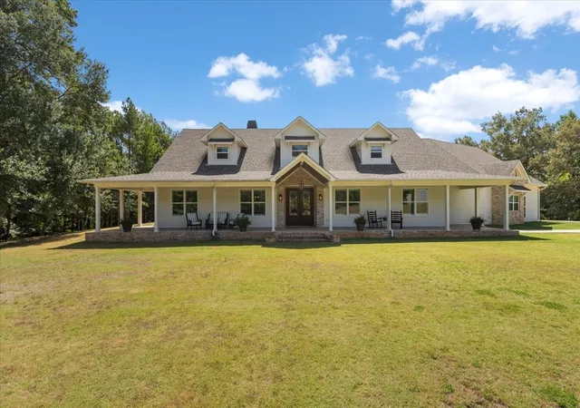 Single family home for sale at 251 Pintail Pl, Gilmer, TX 75645 | MLS# 21365090