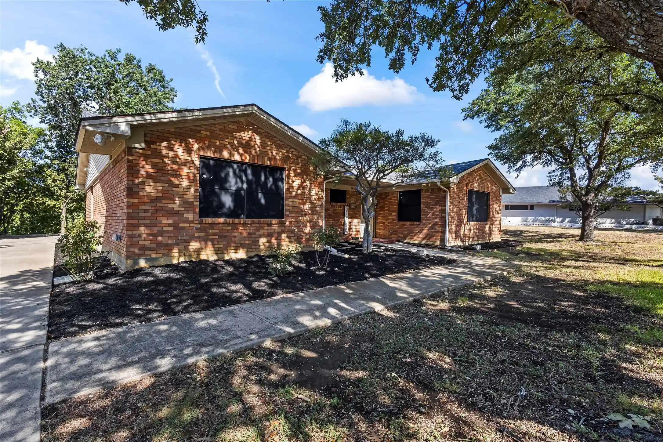 Single family home for sale at 909 Robertson Rd, Grand Prairie, TX 75050 | MLS# 21366574