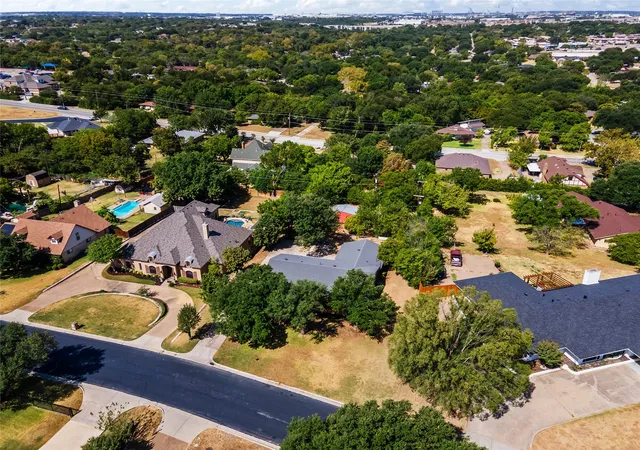 Photo 36 of Single family home for sale at 909 Robertson Rd, Grand Prairie, TX 75050 | MLS# 21366574 | Listing updated on 2026-08-29