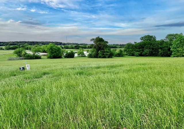 Photo 1 of Land for sale at 42 High Point Ct, Athens, TX 75752 | MLS# 21366568 | Listing updated on 2026-08-27