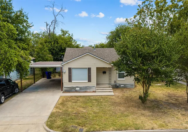 Photo 1 of Single family home for sale at 3224 Daughtrey Ave, Waco, TX 76711 | MLS# 21364267 | Listing updated on 2026-10-02