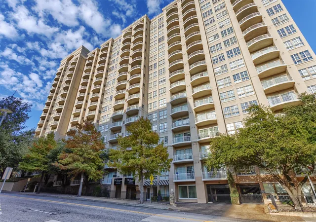 Photo 2 of Condo for sale at 3225 Turtle Creek Blvd #226, Dallas, TX 75219 | MLS# 21342833 | Listing updated on 2026-08-23