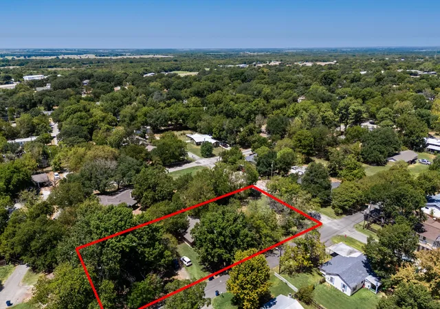 Photo 3 of Land for sale at 1700 S Clay St, Kaufman, TX 75142 | MLS# 21344523 | Listing updated on 2026-09-01