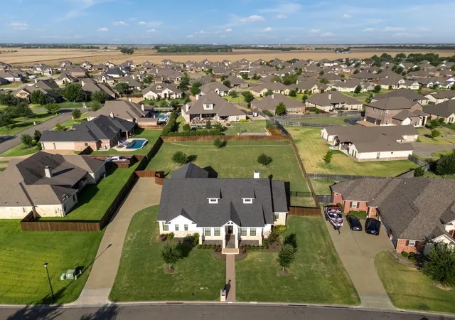 Photo 37 of Sale Pending at 612 Sienna Bend Trl, Mc Gregor, TX 76657 | MLS# 21365275 | Listing updated on 2026-08-28
