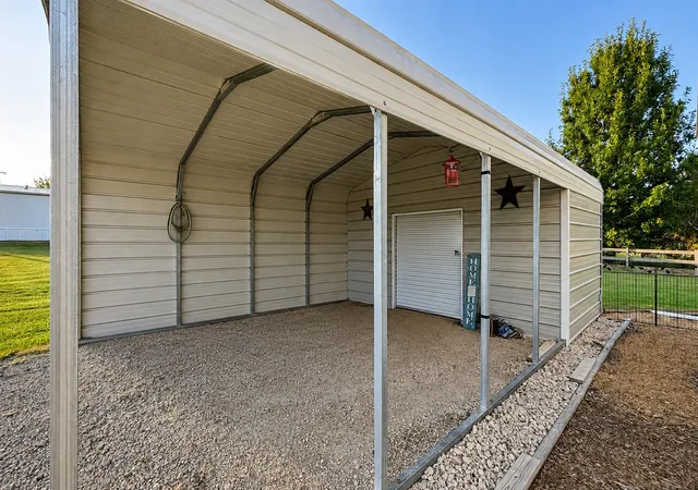 Photo 3 of Manufactured home for sale at 852 Cheyenne, Quitman, TX 75783 | MLS# 21366143 | Listing updated on 2026-08-22