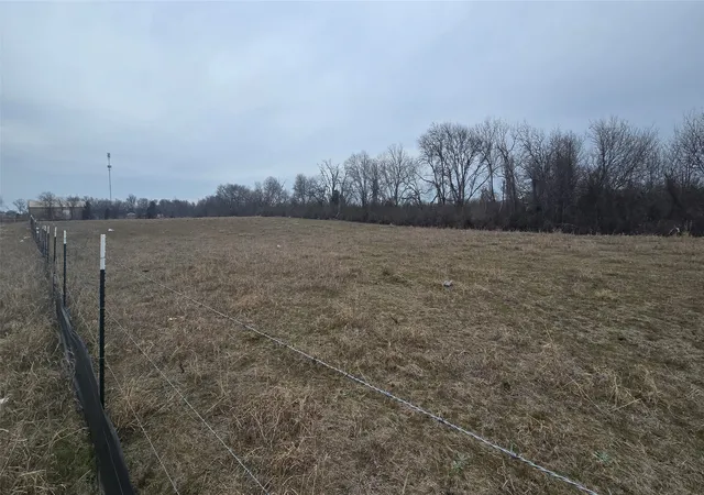 Photo 3 of Land for sale at Tbd I 35, Sanger, TX 76266 | MLS# 21366653 | Listing updated on 2026-08-22