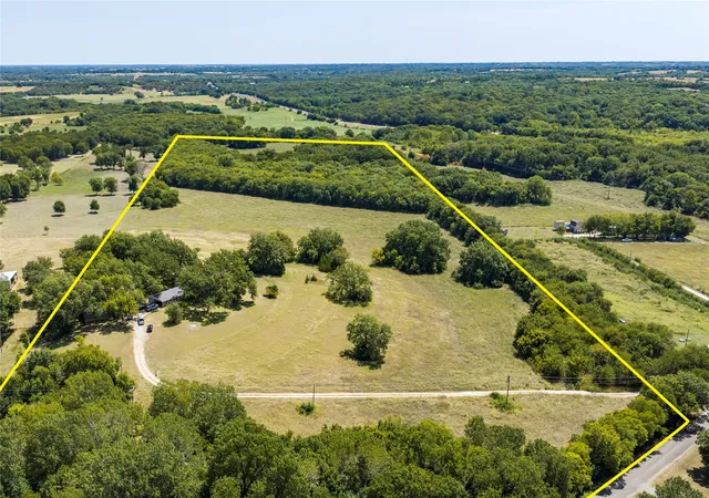 Photo 1 of Single family home for sale at 346 Smith Oak Rd, Sherman, TX 75090 | MLS# 21364281 | Listing updated on 2026-09-30