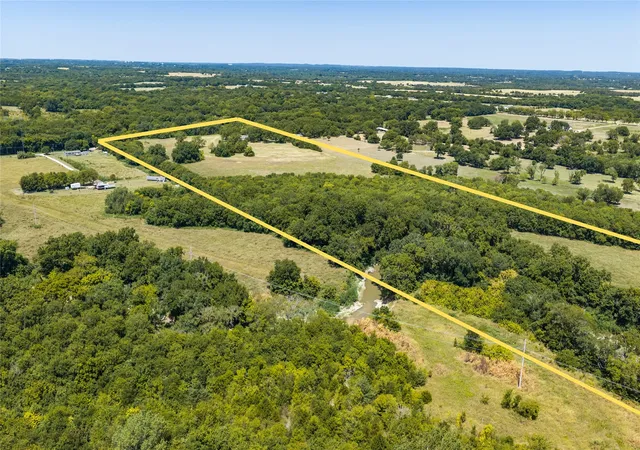 Photo 3 of Single family home for sale at 346 Smith Oak Rd, Sherman, TX 75090 | MLS# 21364281 | Listing updated on 2026-09-30