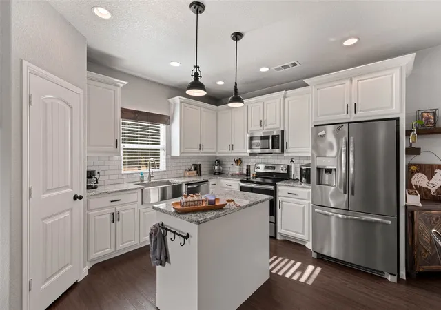 Photo 3 of Single family home for sale at 6093 S Fm 730, Decatur, TX 76234 | MLS# 21363034 | Listing updated on 2026-08-27