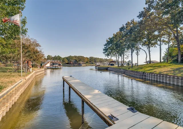 Photo 3 of Single family home for sale at 129 Little River Bnd, Mabank, TX 75156 | MLS# 21366520 | Listing updated on 2026-08-22