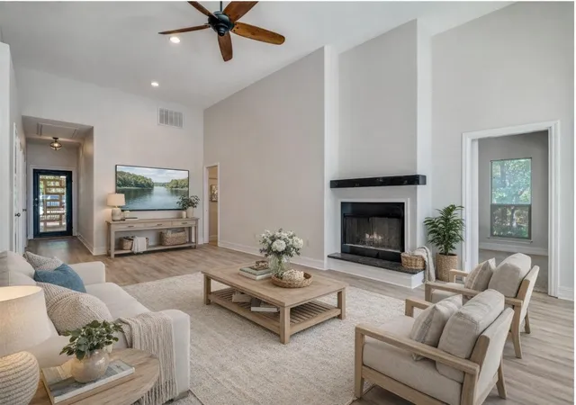 Photo 3 of Single family home for sale at 129 Little River Bnd, Mabank, TX 75156 | MLS# 21366520 | Listing updated on 2026-09-25