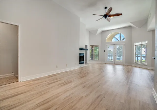 Photo 4 of Single family home for sale at 129 Little River Bnd, Mabank, TX 75156 | MLS# 21366520 | Listing updated on 2026-09-25