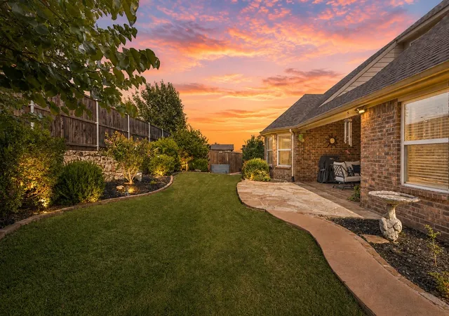 Photo 3 of Sale Pending at 1120 Parkdale Dr, Northlake, TX 76226 | MLS# 21366117 | Listing updated on 2026-09-25