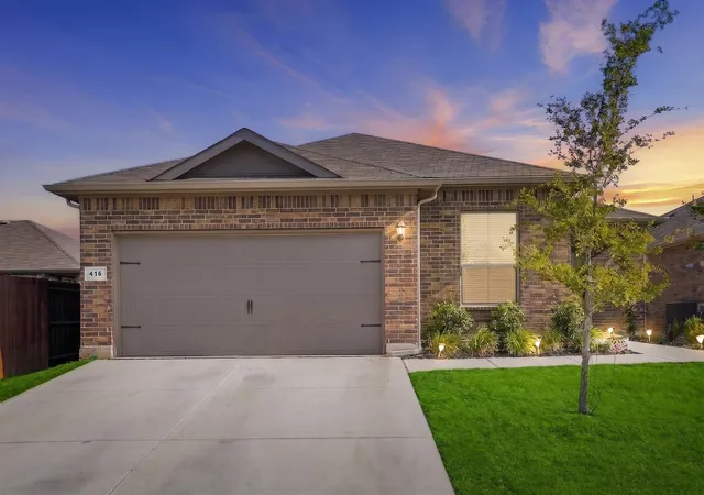 Photo 1 of Single family home for sale at 416 Passenger Trl, Fort Worth, TX 76131 | MLS# 21364285 | Listing updated on 2026-09-30